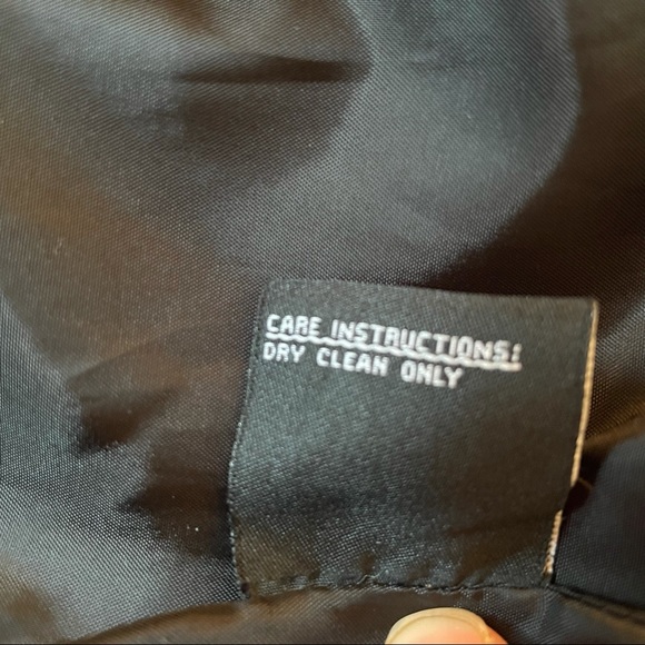 SOLD! Jones New York Classic Trench Coat- L - Picture 8 of 8